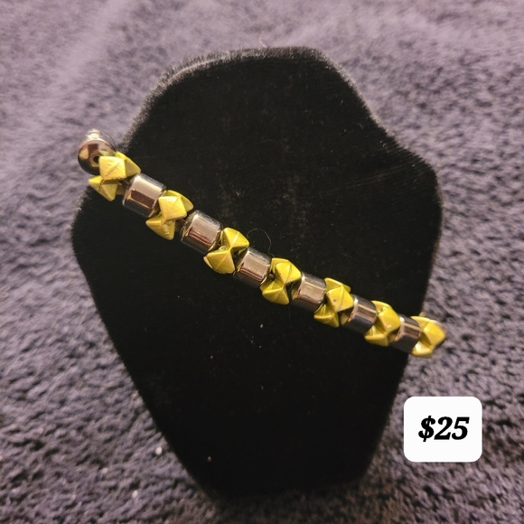 Magnetic Bracelet - Picture 1 of 1